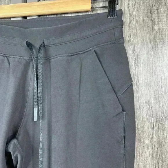 Lululemon Joggers Sz 6 Ready to Fleece Jogger Gray Color - Picture 3 of 9
